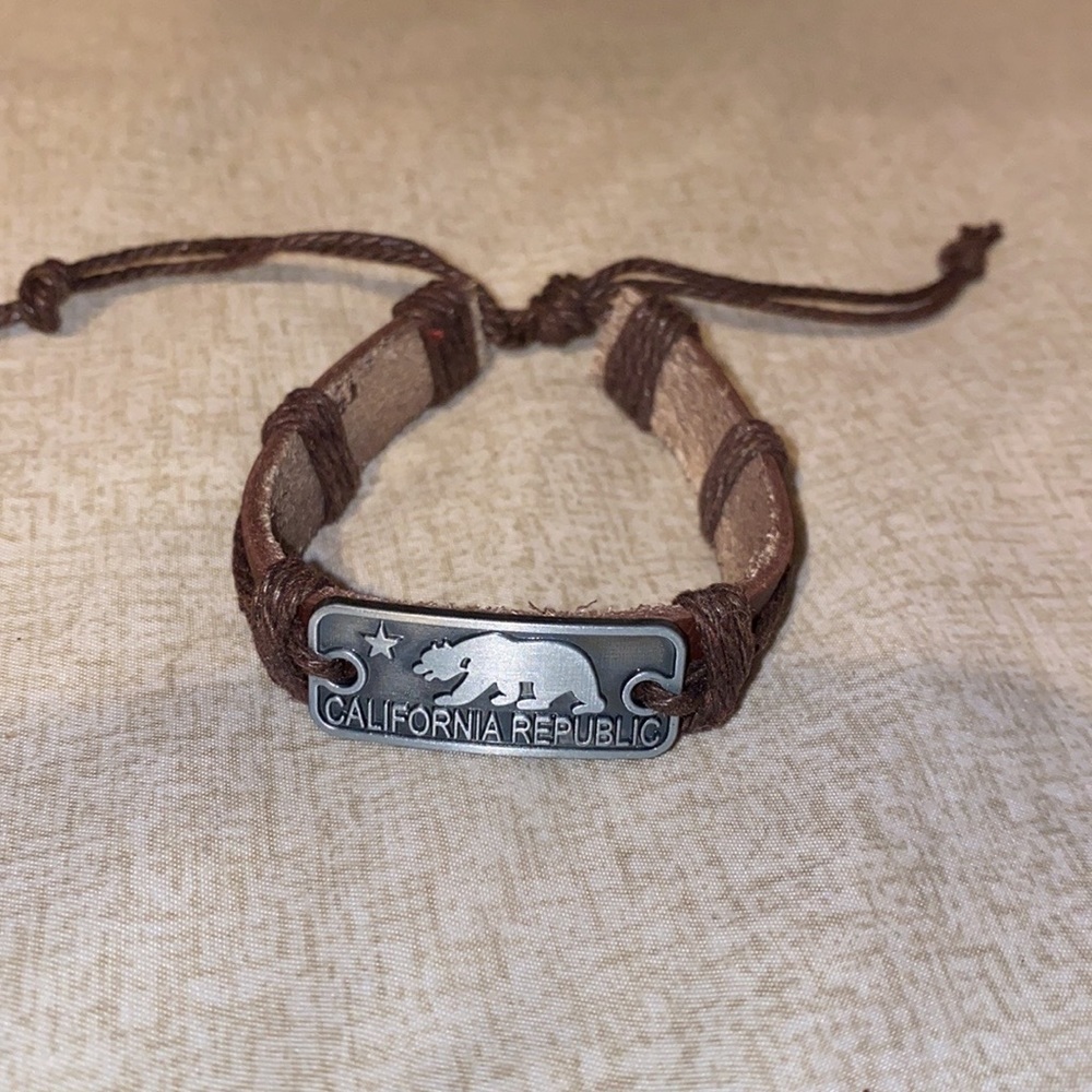 California Bracelet - Picture 4 of 5